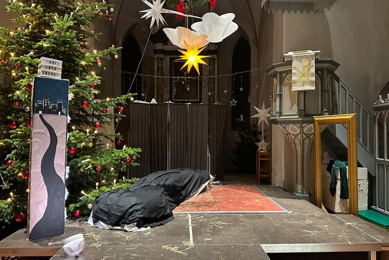 Weihnachten Krippenspiel Bühnenbild - Copyright: Miriam Pocher