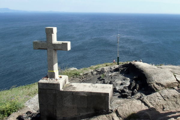 Kreuz am Meer Galizien Spanien Jakobsweg  - Copyright: Helmut Massel