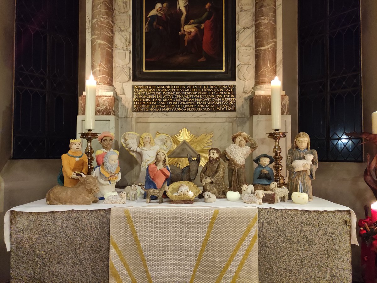 Krippe Altar