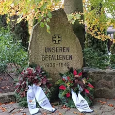 Gedenkstein Volkstrauertag